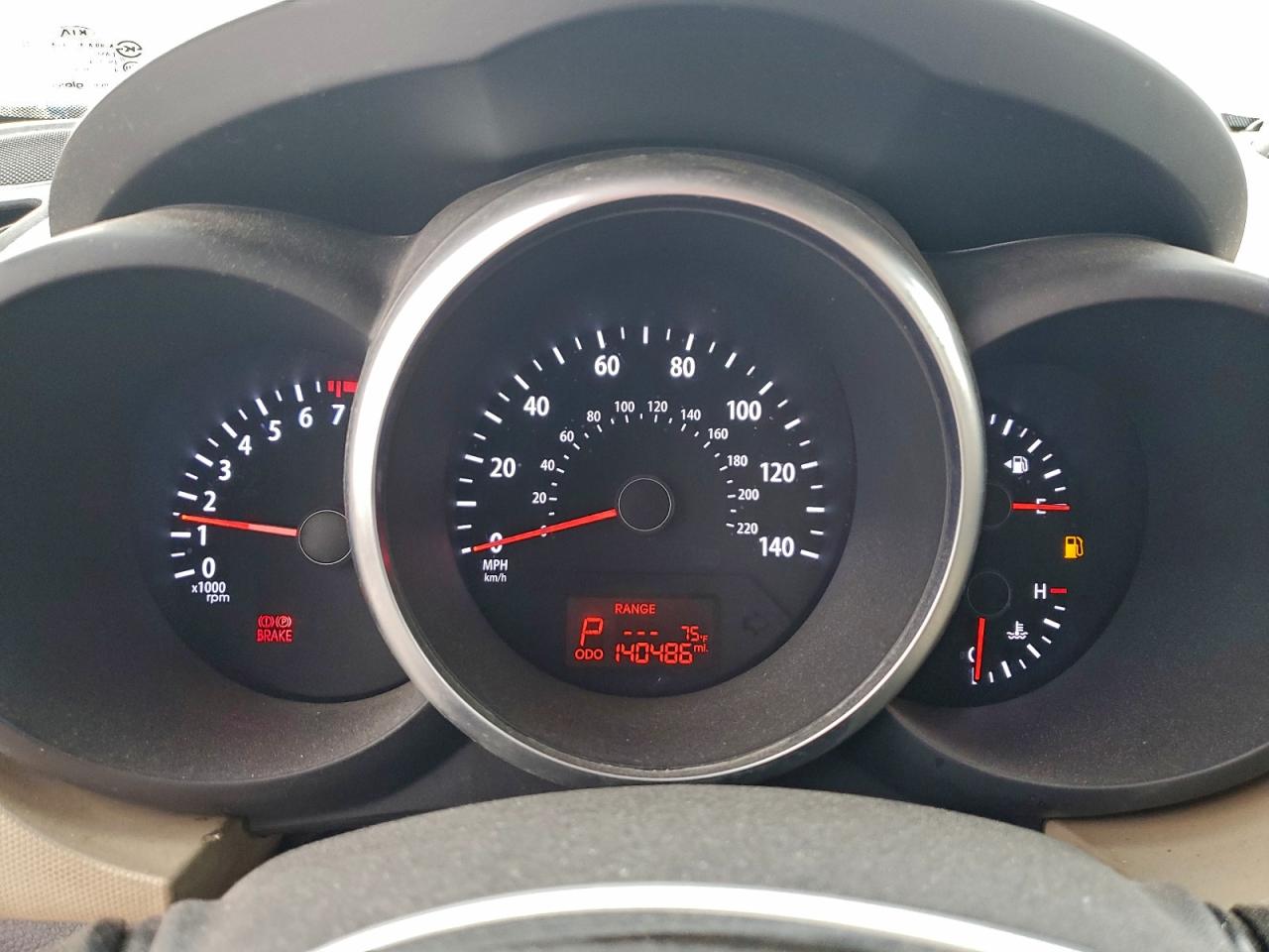 2013 KIA SOUL + photo 9