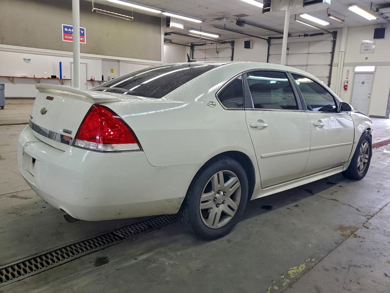 2009 CHEVROLET IMPALA 2LT photo 3