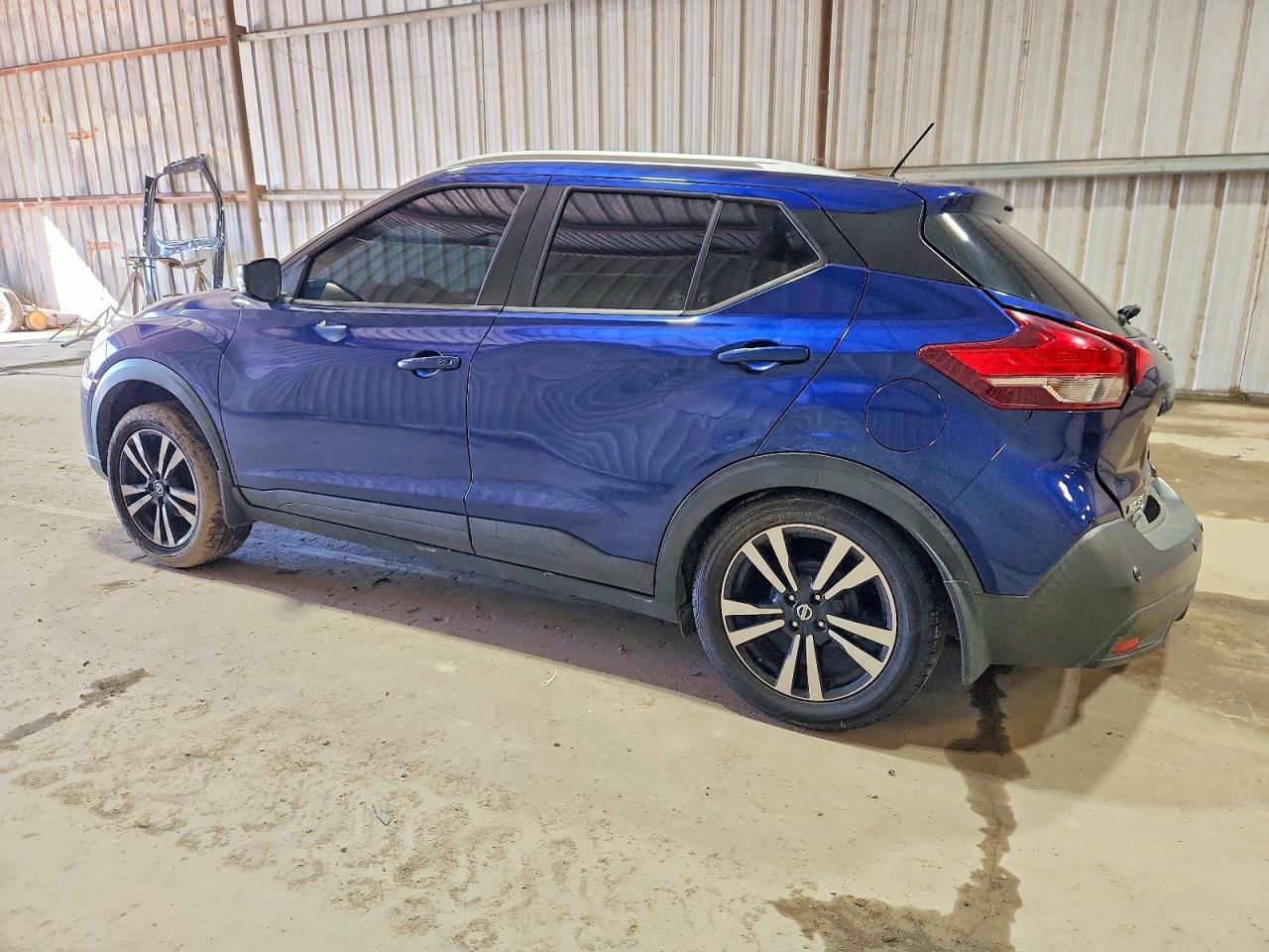 2020 NISSAN KICKS SV photo 2