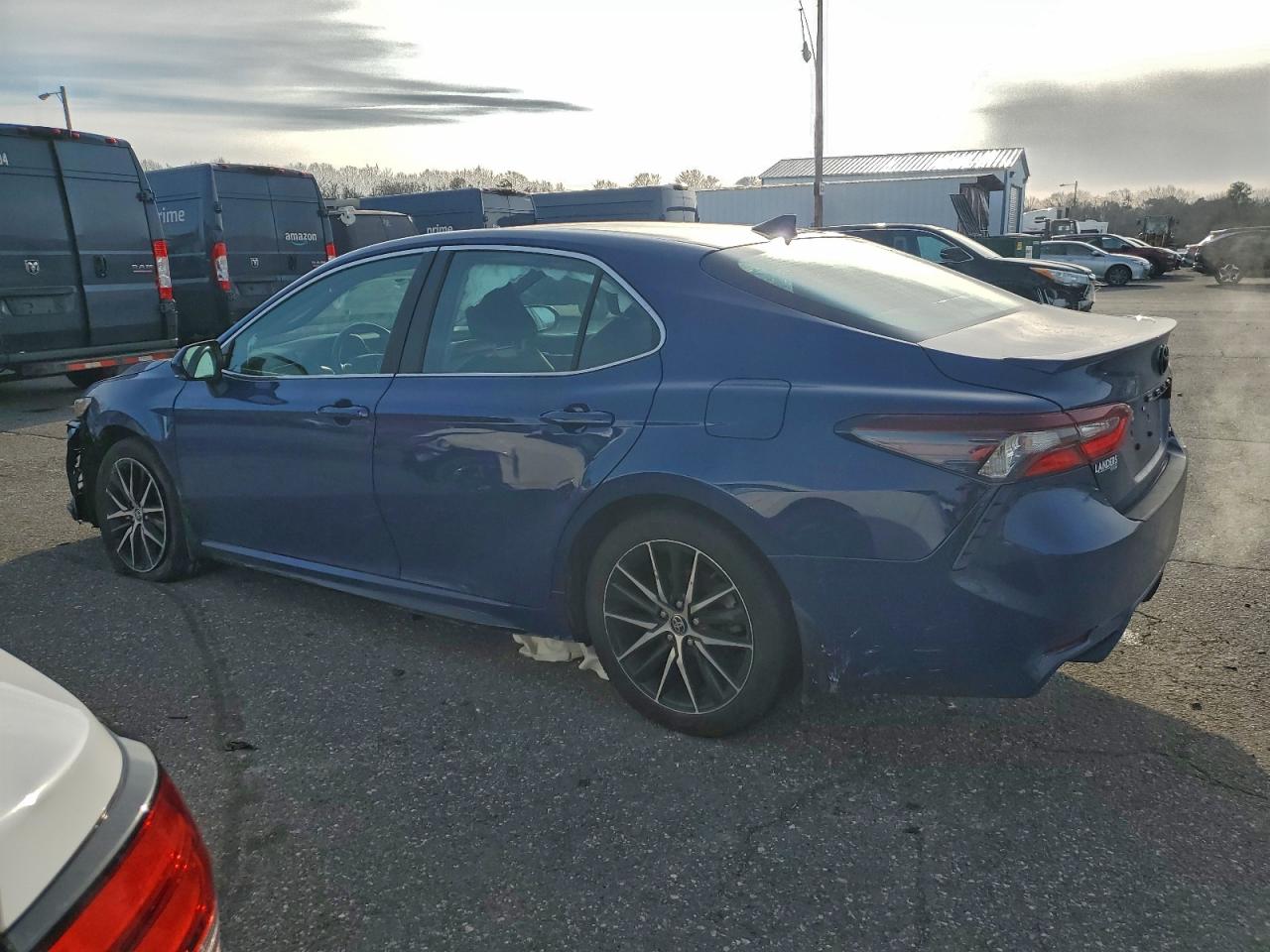 2024 TOYOTA CAMRY SE NIGHT SHADE photo 2