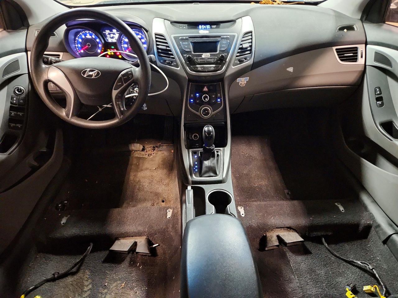 2016 HYUNDAI ELANTRA SE photo 15