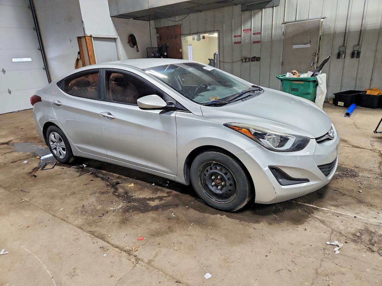 2016 HYUNDAI ELANTRA SE photo 7