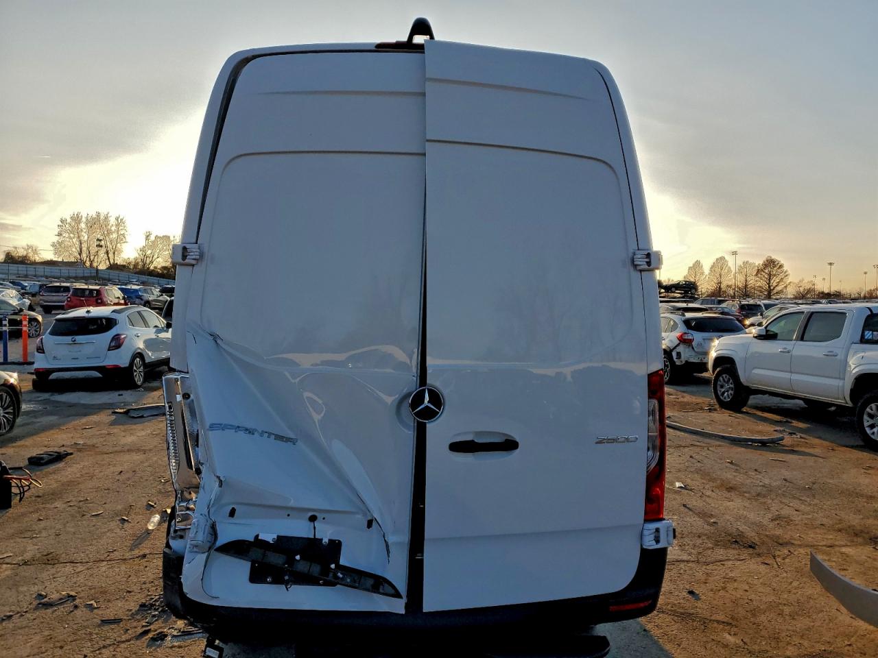 2025 MERCEDES-BENZ SPRINTER 2500 photo 6