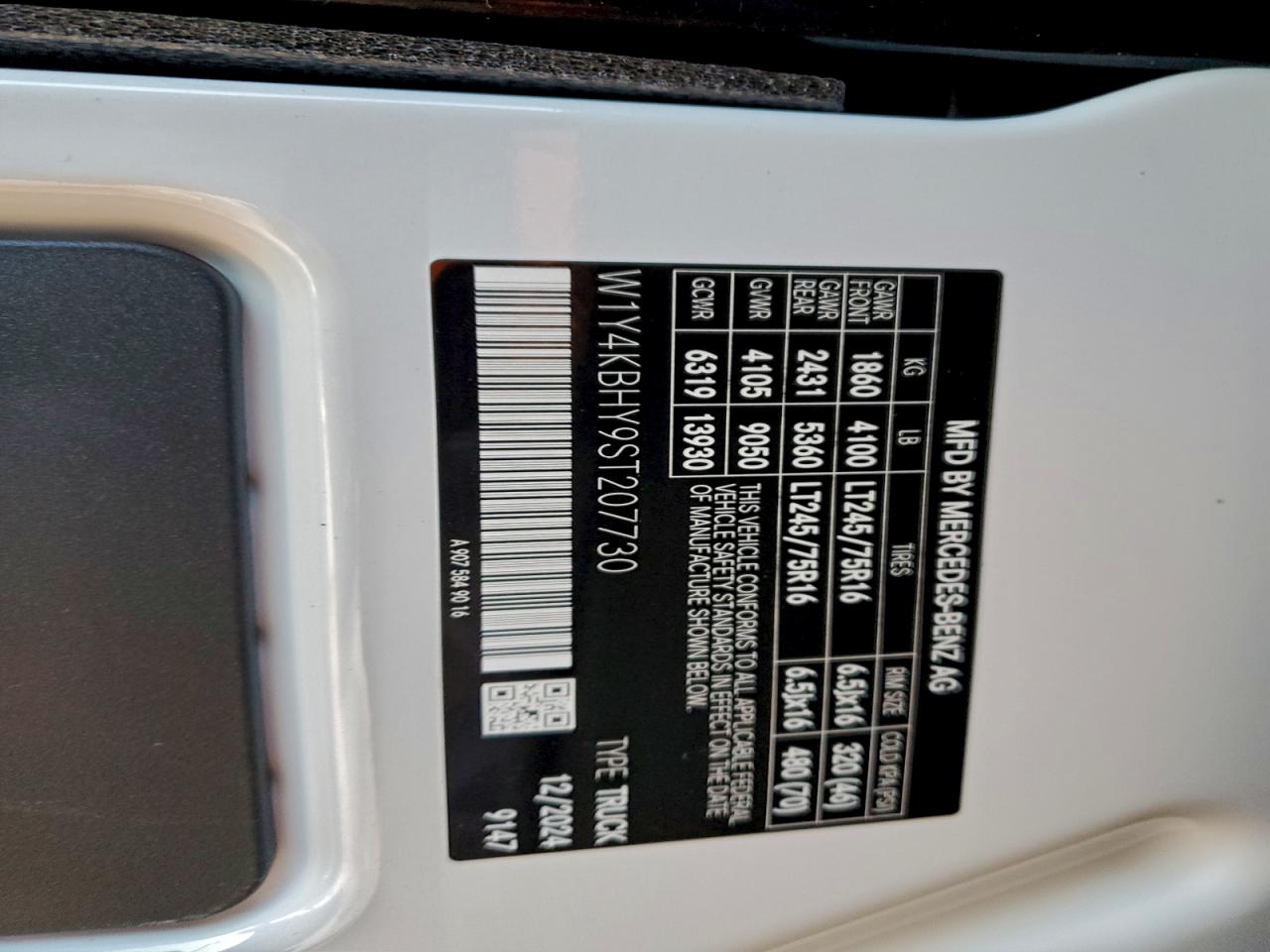 2025 MERCEDES-BENZ SPRINTER 2500 photo 13