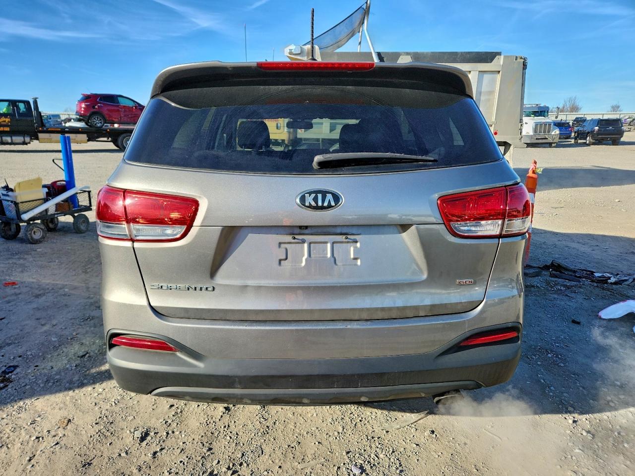 2017 KIA SORENTO LX photo 6