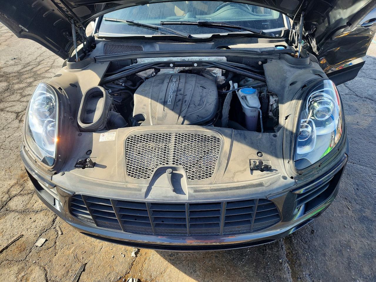 2017 PORSCHE MACAN photo 12