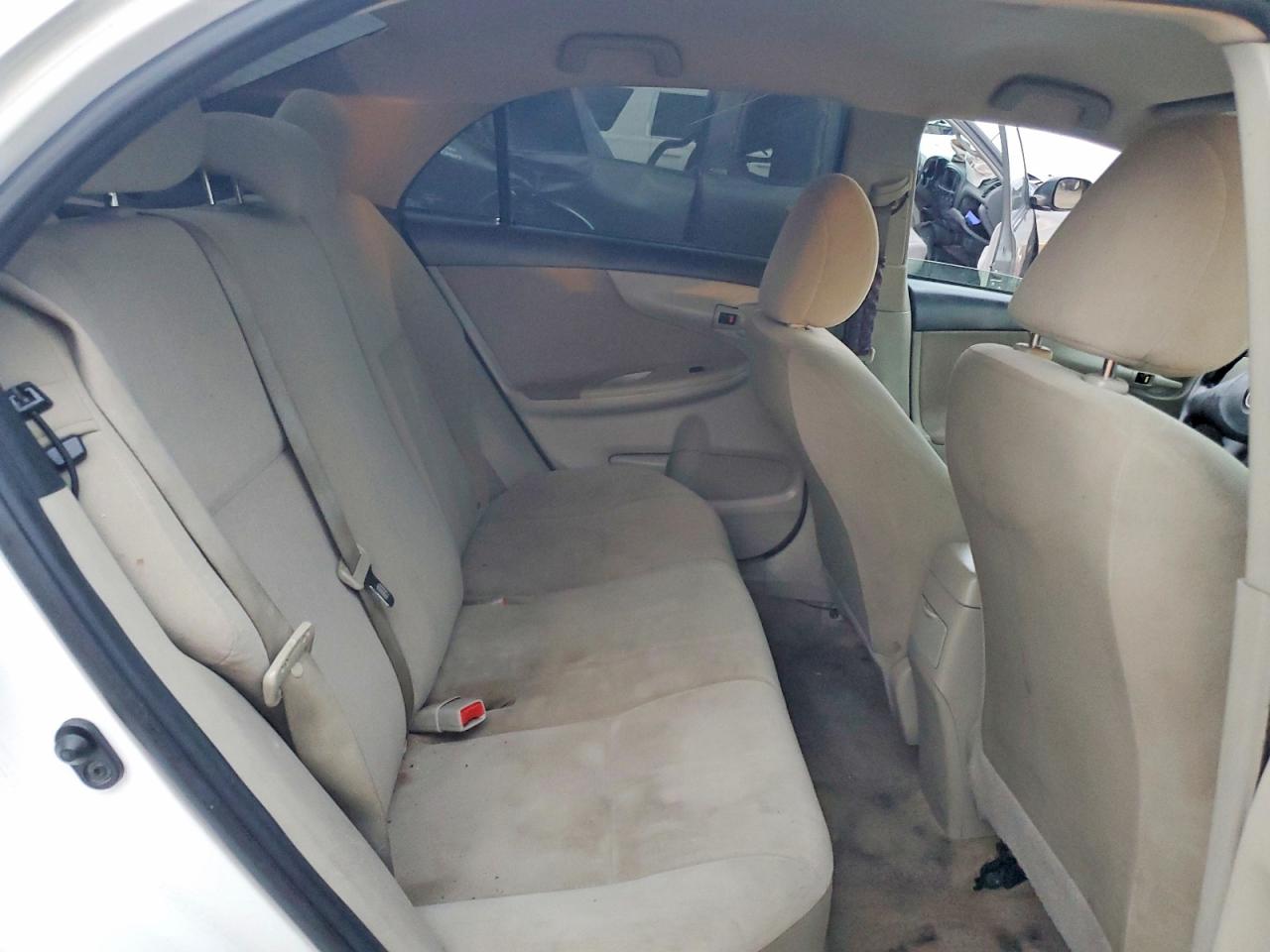 2013 TOYOTA COROLLA BASE photo 10