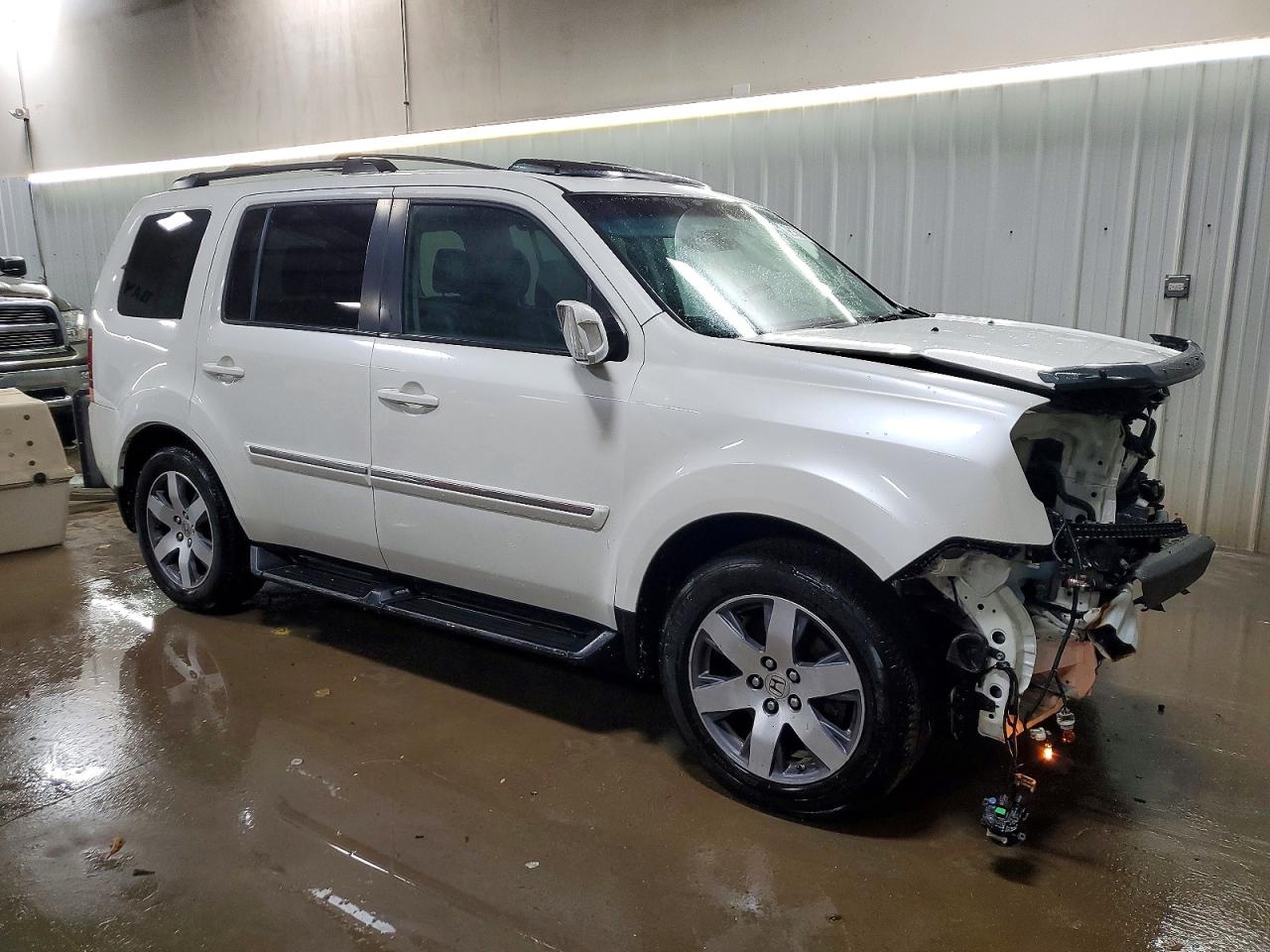 2015 HONDA PILOT TOURING photo 4