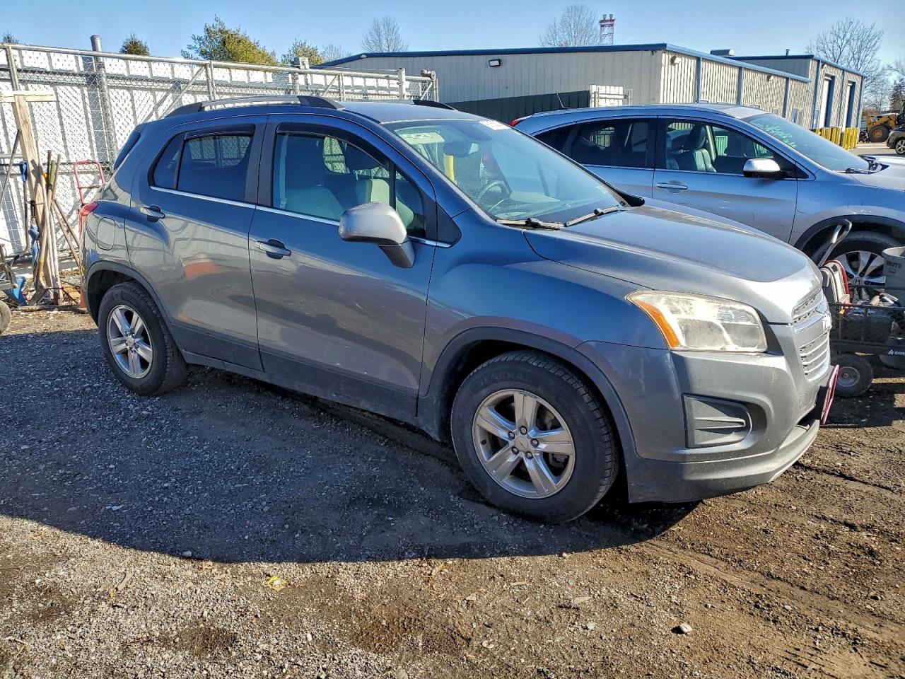 2015 CHEVROLET TRAX 1LT photo 4