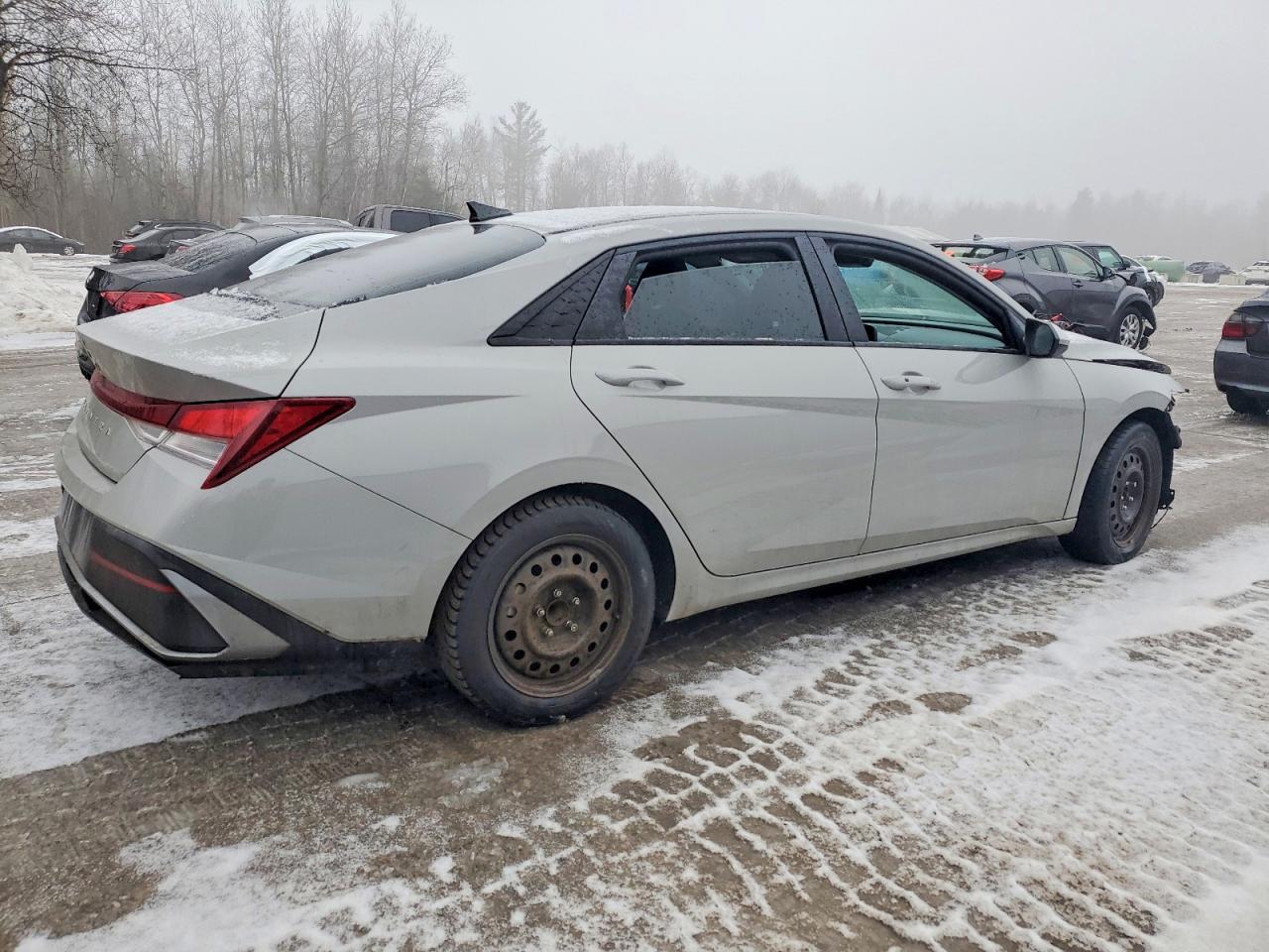2024 HYUNDAI ELANTRA SEL photo 3