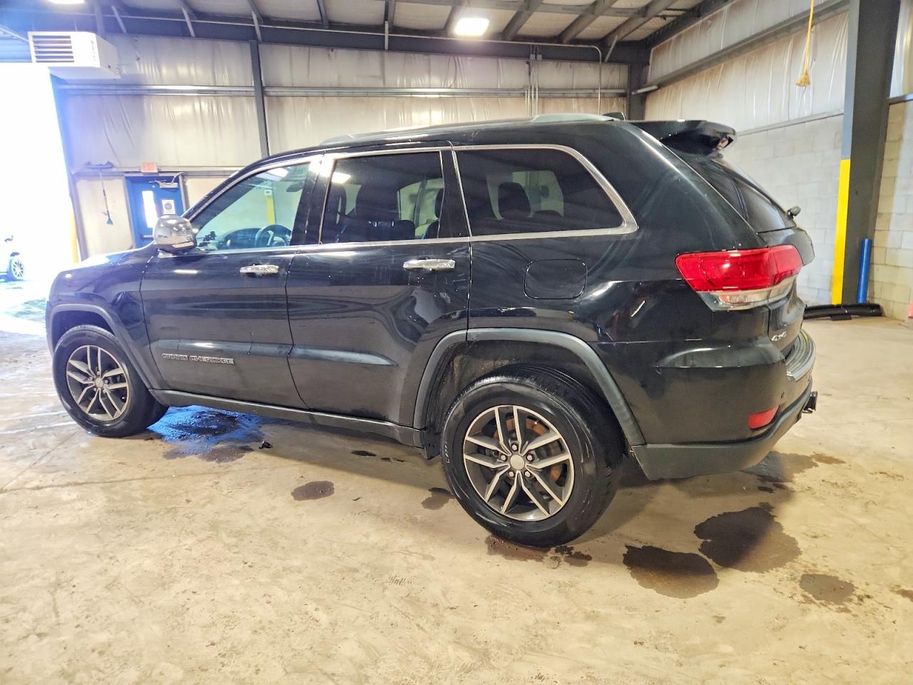 2018 JEEP GRAND CHEROKEE LIMITED photo 2