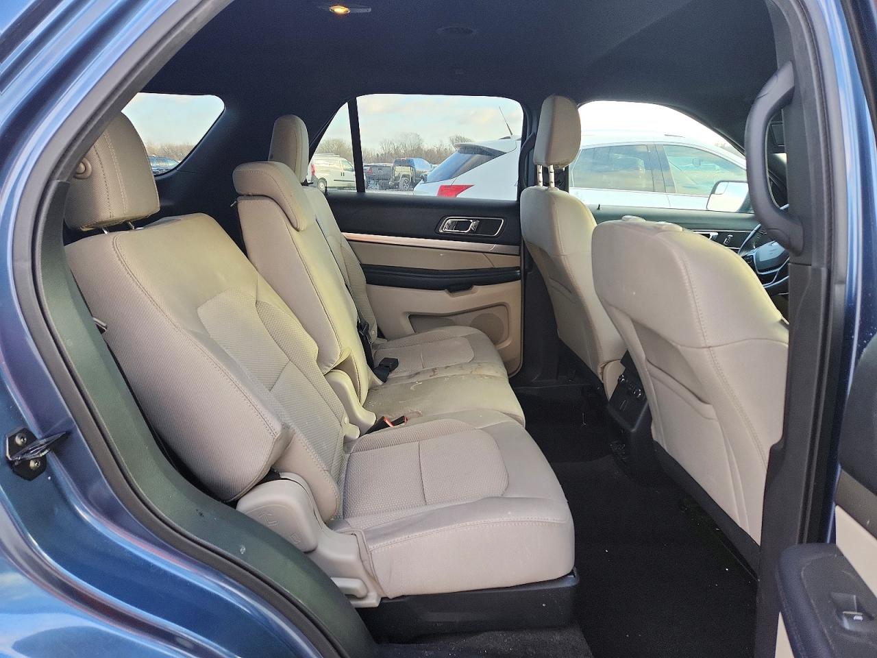 2018 FORD EXPLORER XLT photo 11