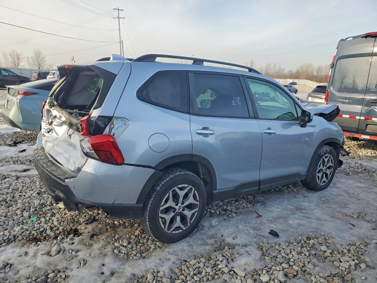 2019 SUBARU FORESTER PREMIUM photo 3