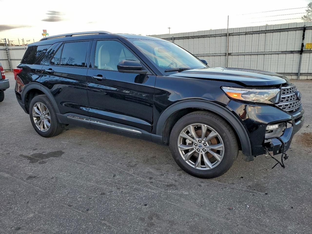 2023 FORD EXPLORER LIMITED photo 4