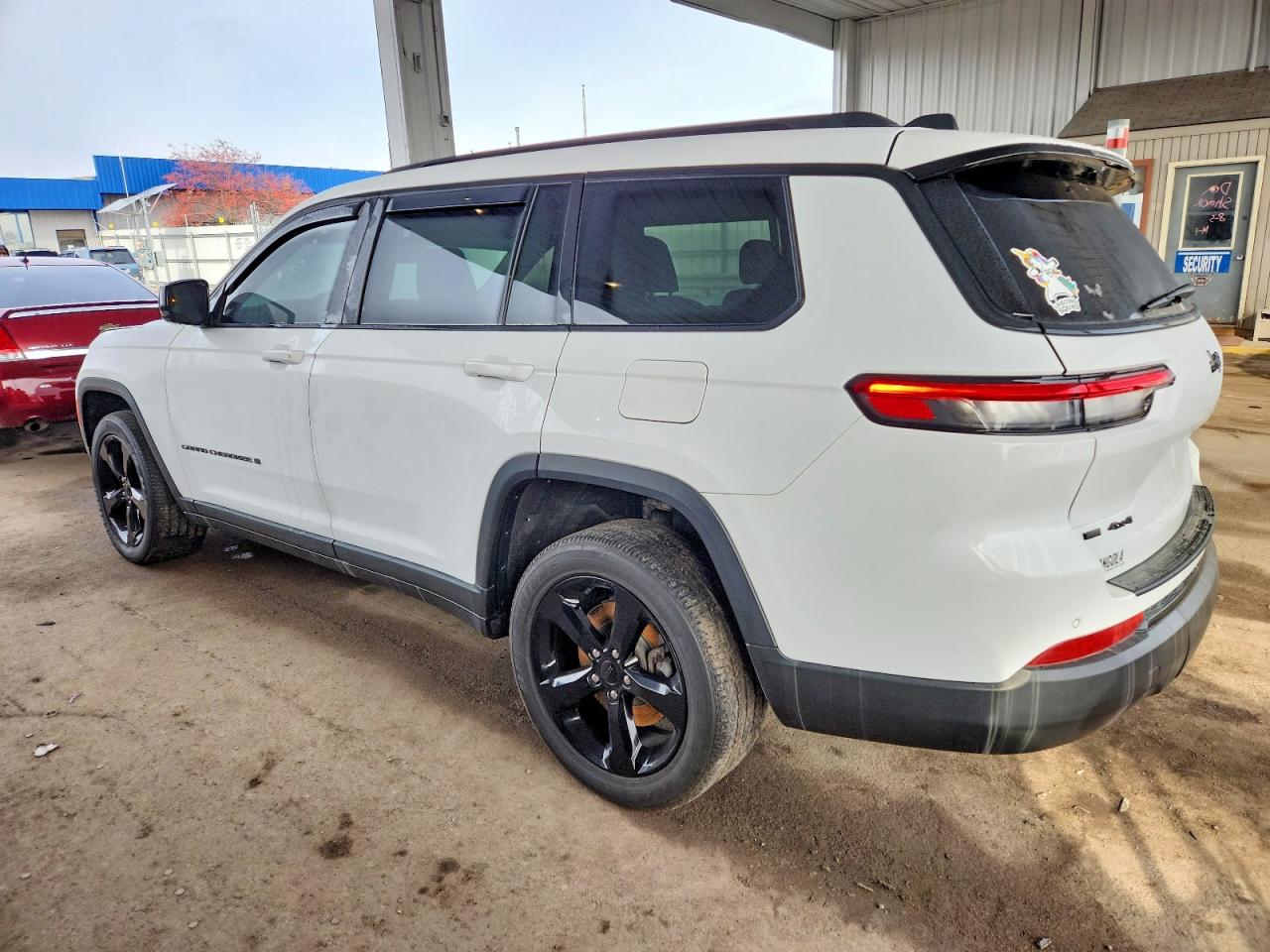 2023 JEEP GRAND CHEROKEE L LAREDO photo 2