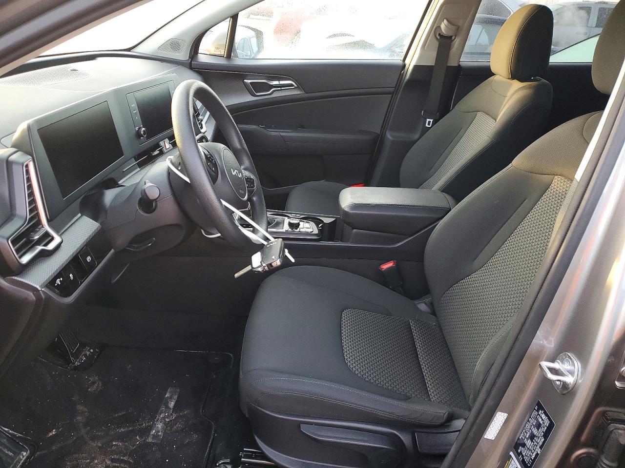 2023 KIA SPORTAGE LX photo 7