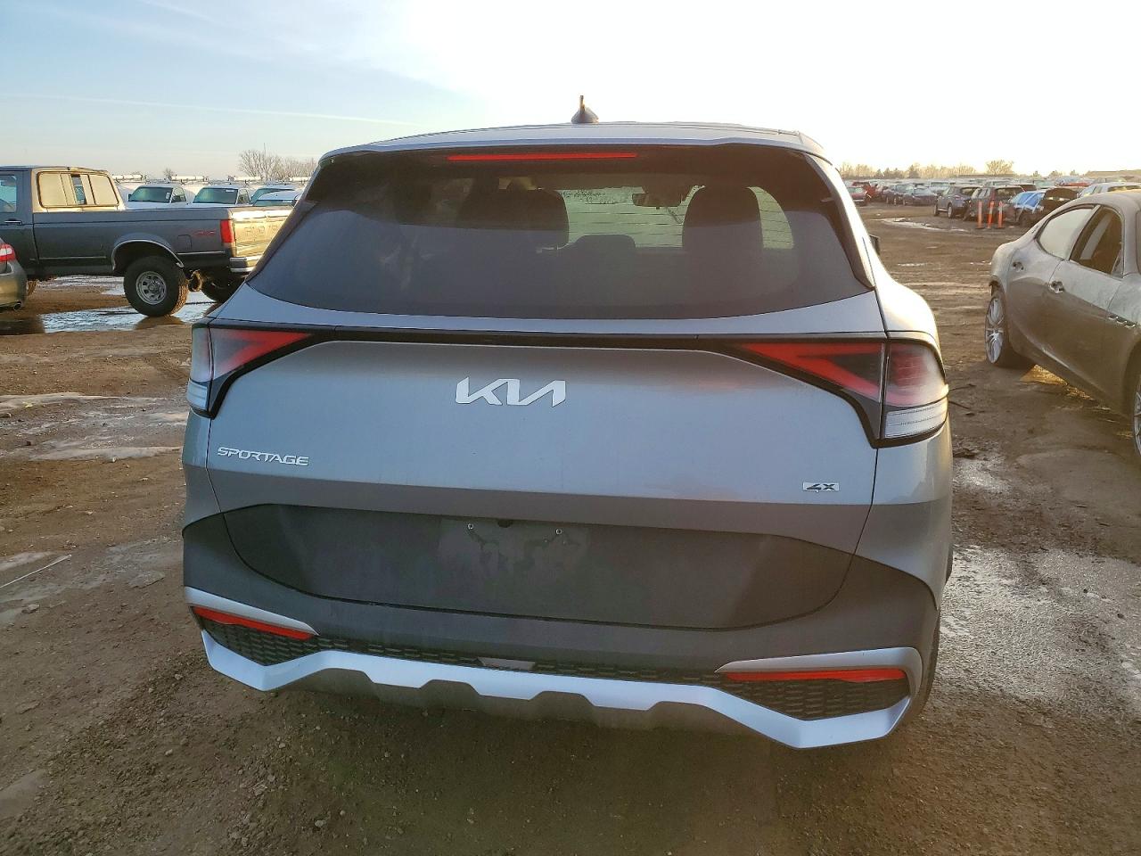 2023 KIA SPORTAGE LX photo 6