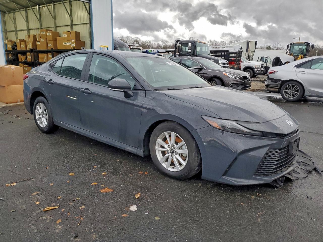 2025 TOYOTA CAMRY XSE photo 4
