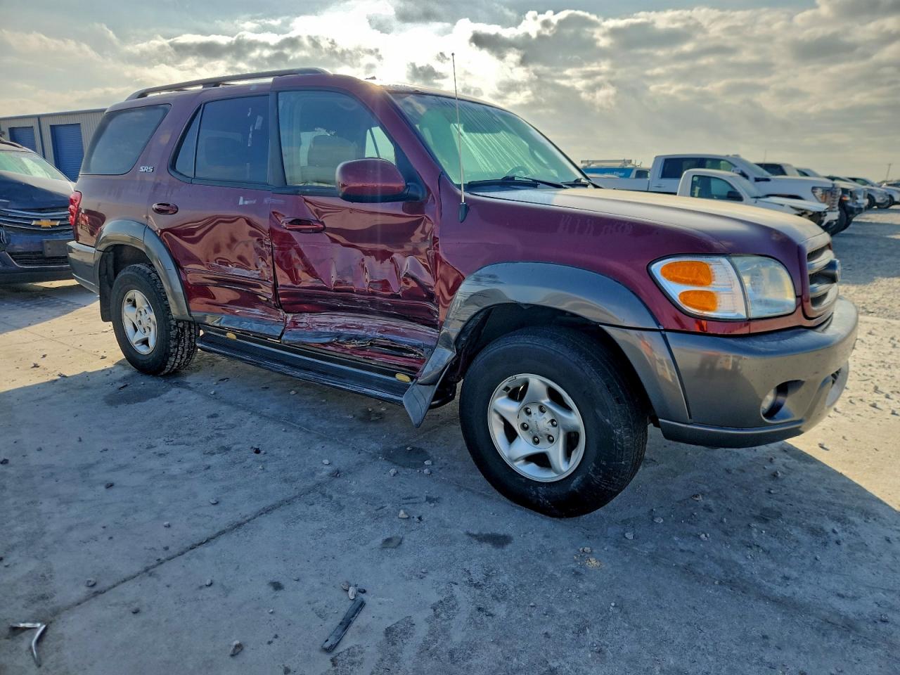 2004 TOYOTA SEQUOIA SR5 photo 7