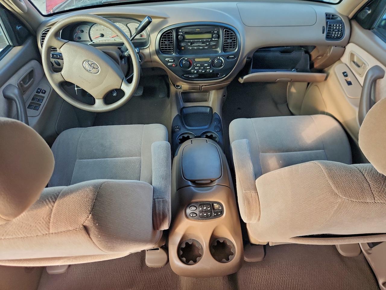 2004 TOYOTA SEQUOIA SR5 photo 15
