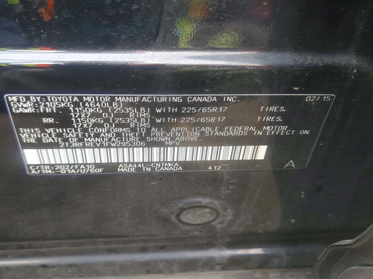 2015 TOYOTA RAV4 XLE photo 12
