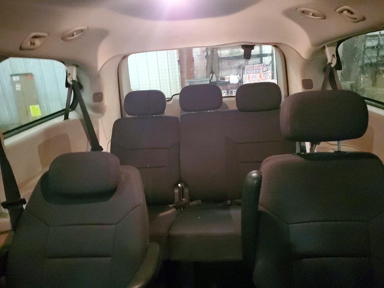 2010 DODGE GRAND CARAVAN SE photo 10