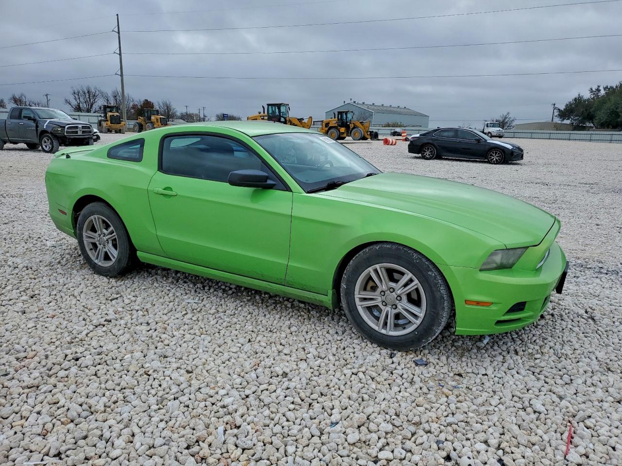 2013 FORD MUSTANG photo 10