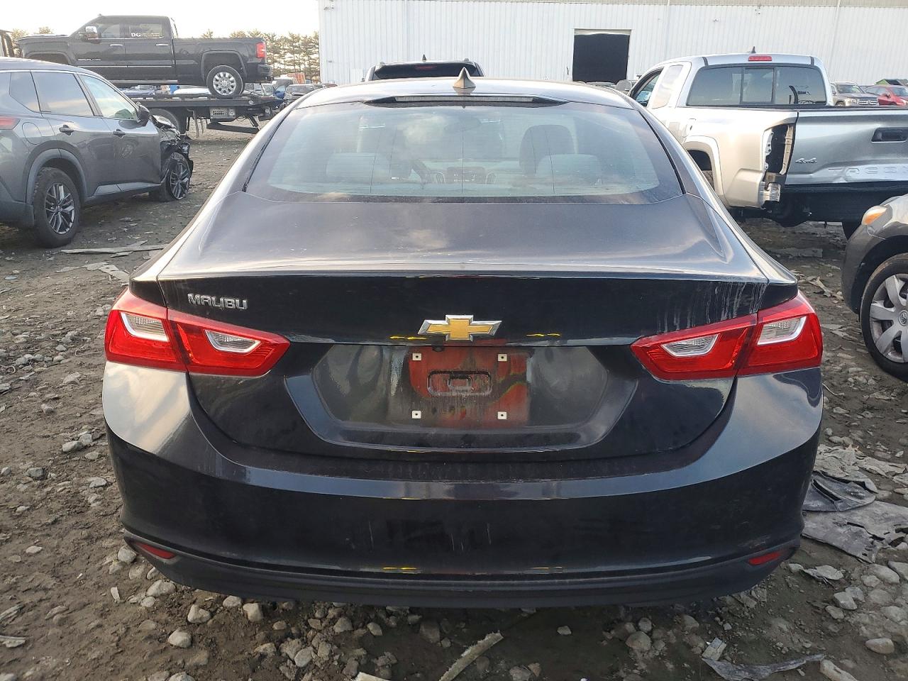 2018 CHEVROLET MALIBU LS photo 11