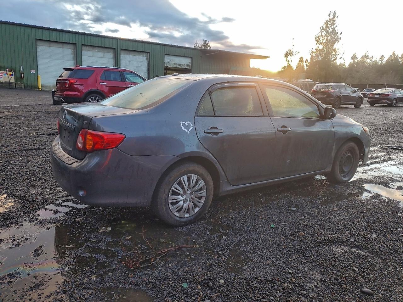 2010 TOYOTA COROLLA BASE photo 3