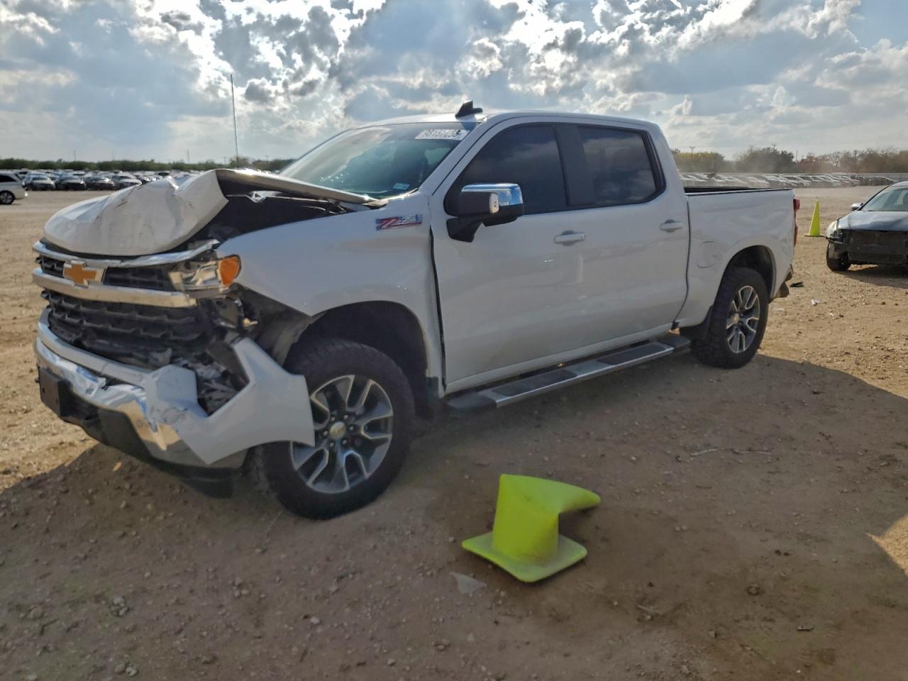 2024 CHEVROLET SILVERADO