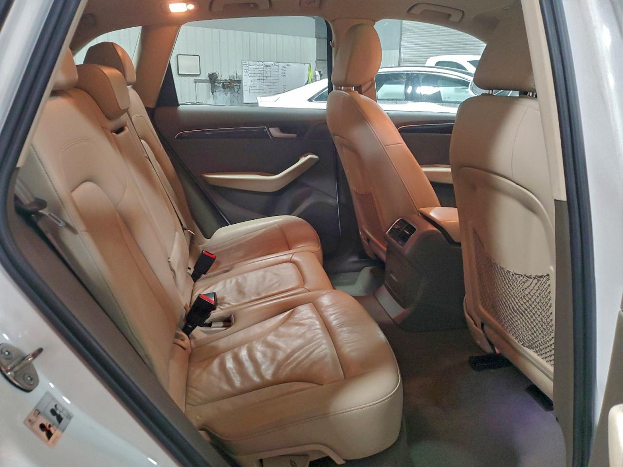 2012 AUDI Q5 PREMIUM PLUS photo 10