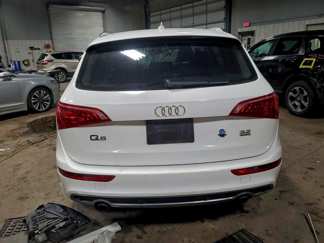 2012 AUDI Q5 PREMIUM PLUS photo 6