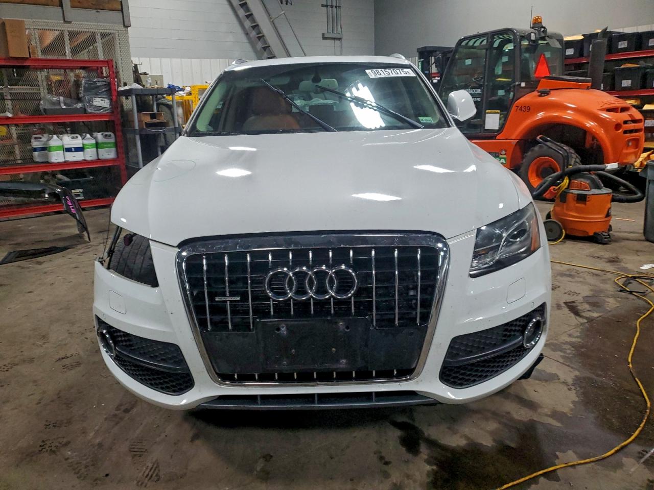 2012 AUDI Q5 PREMIUM PLUS photo 5