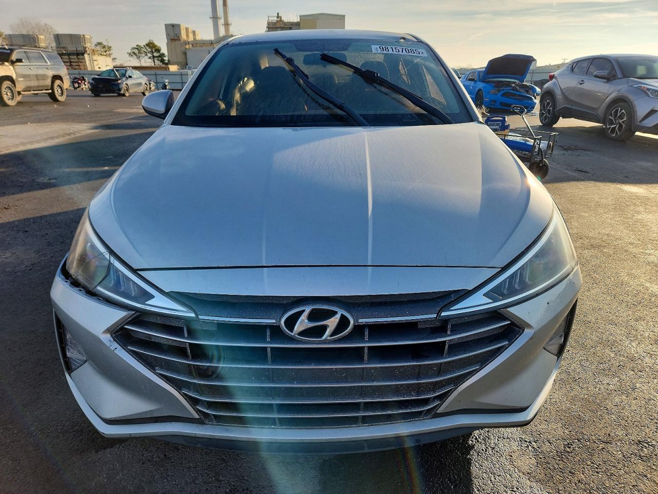 2019 HYUNDAI ELANTRA SE photo 5