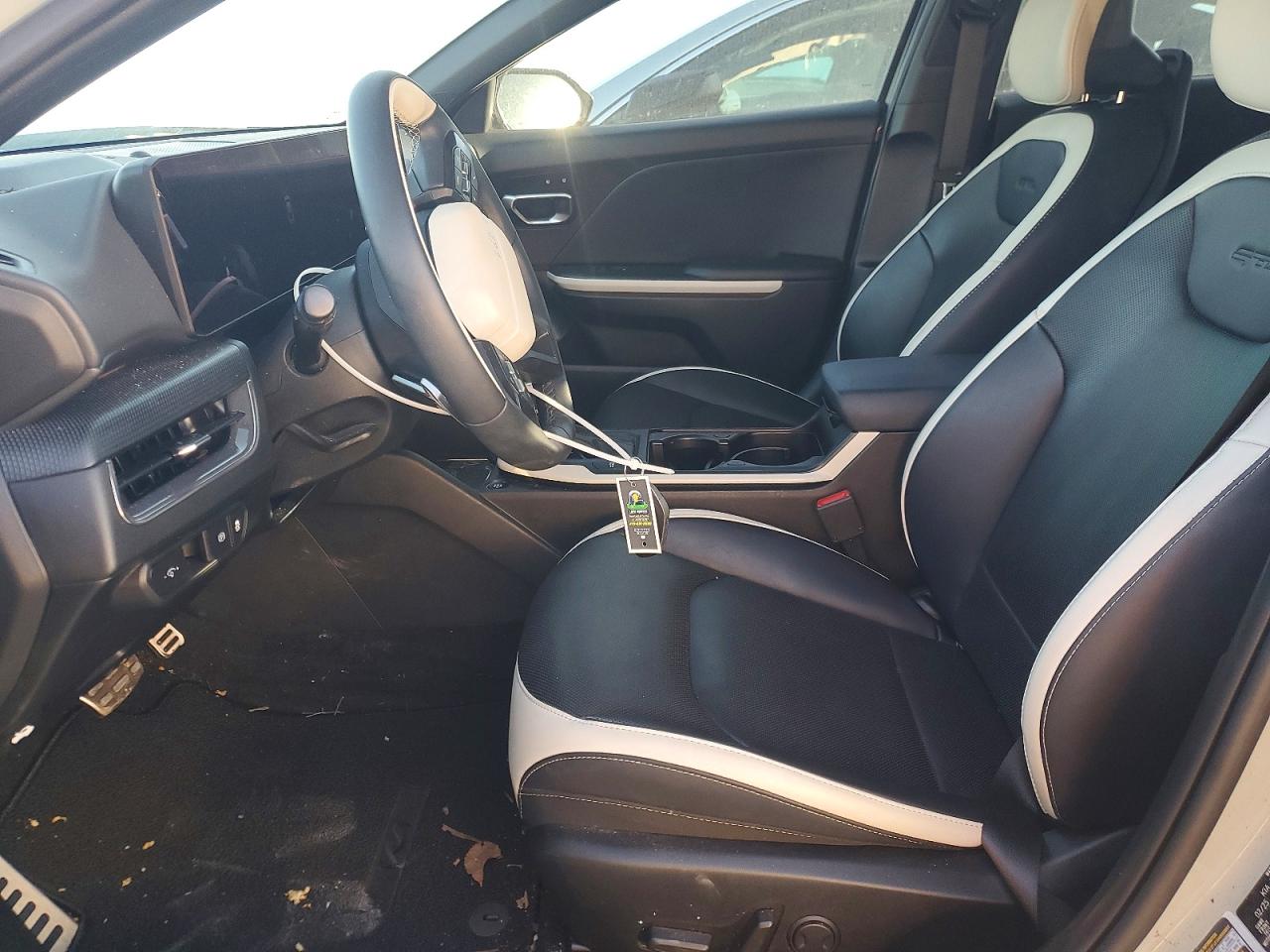 2025 KIA K4 GT-LINE TURBO photo 7