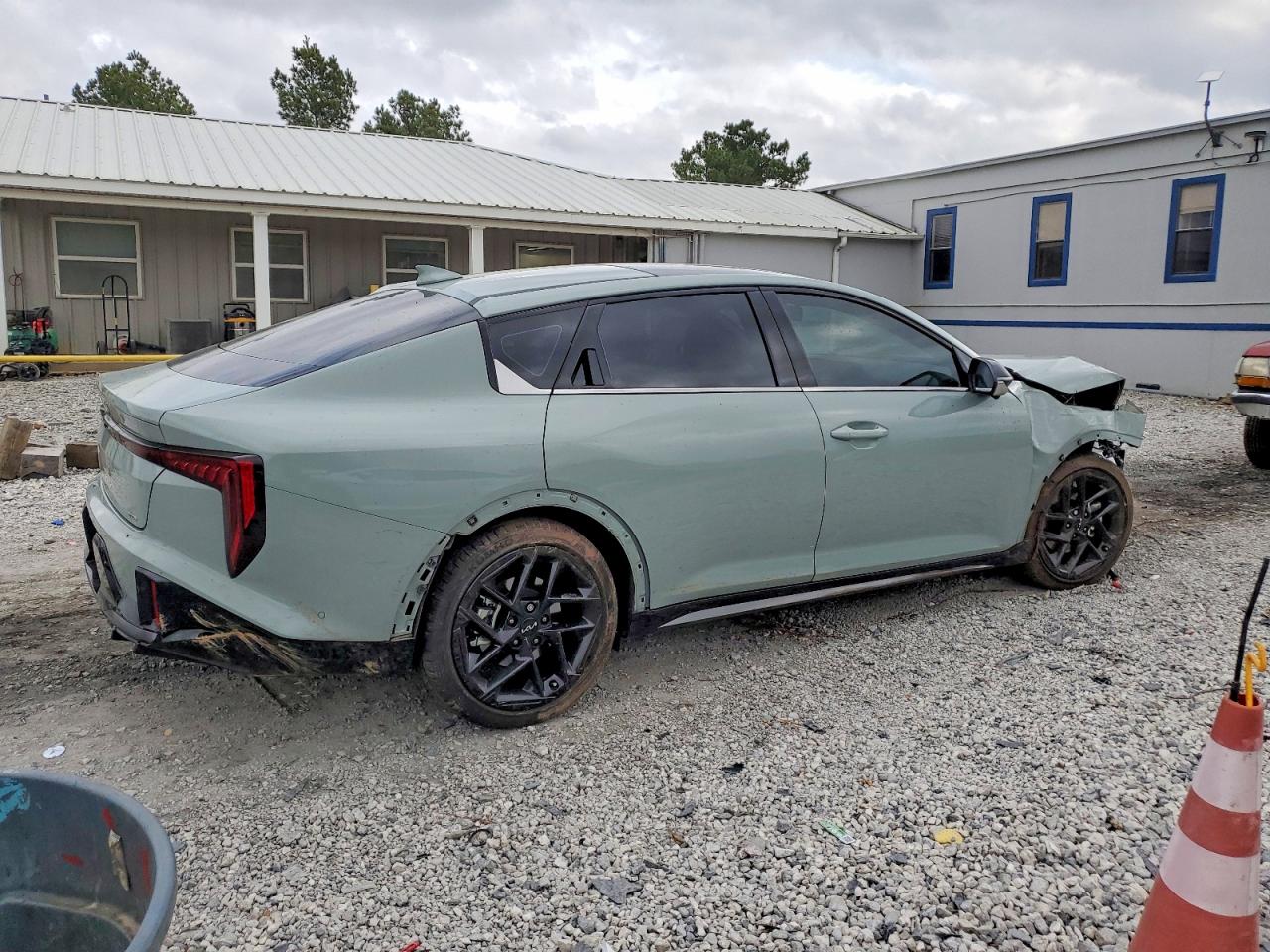 2025 KIA K4 GT-LINE TURBO photo 3