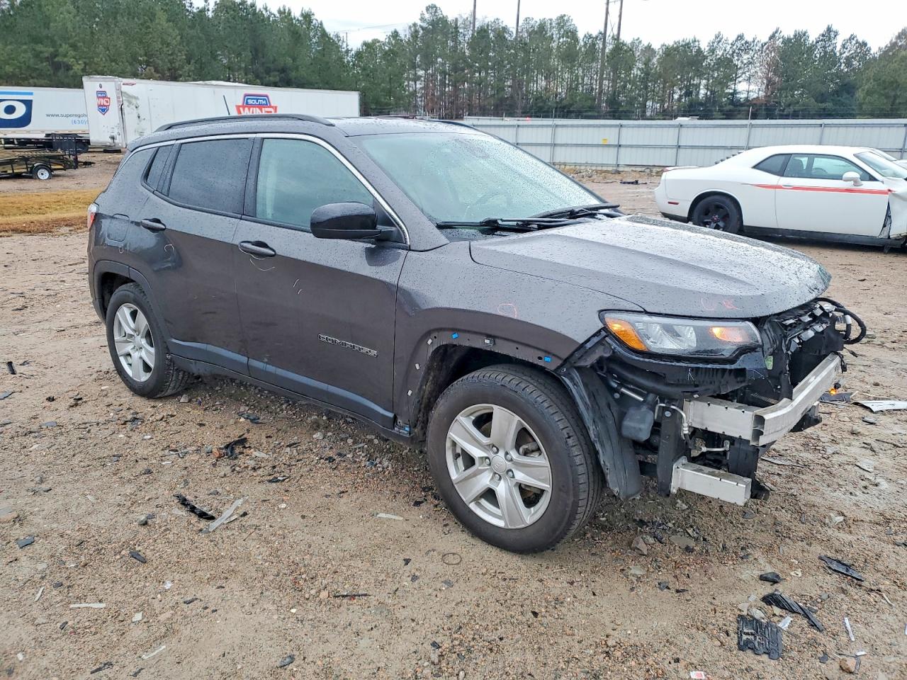 2022 JEEP COMPASS LATITUDE photo 4
