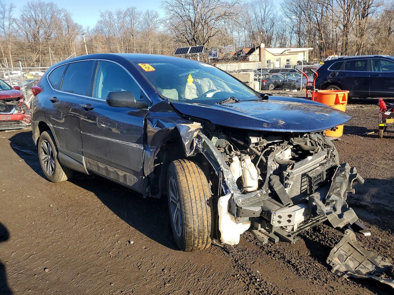 2018 HONDA CR-V LX photo 4