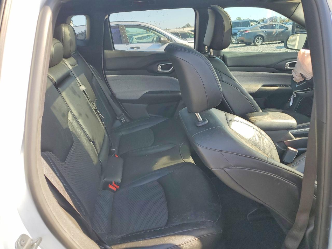 2024 JEEP COMPASS LATITUDE photo 11