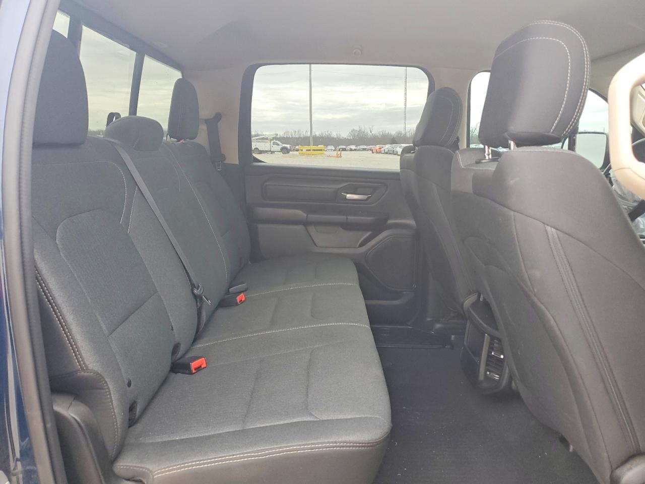2019 RAM 1500 TRADESMAN photo 10