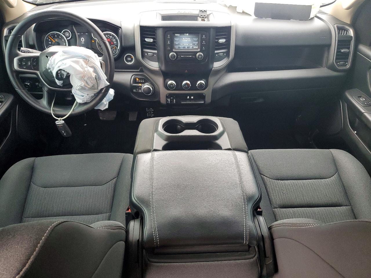 2019 RAM 1500 TRADESMAN photo 8