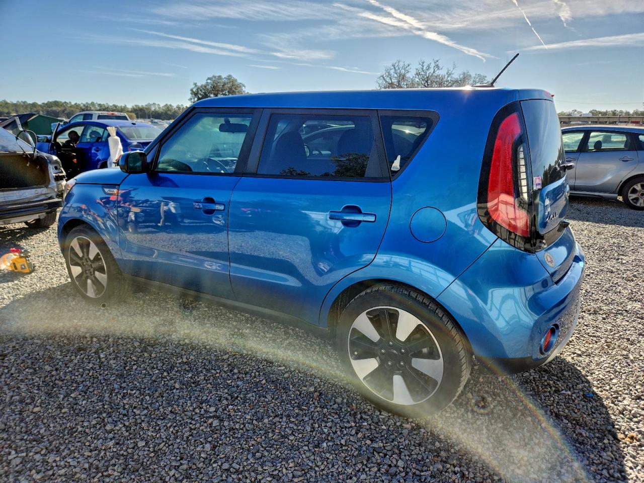 2017 KIA SOUL + photo 2