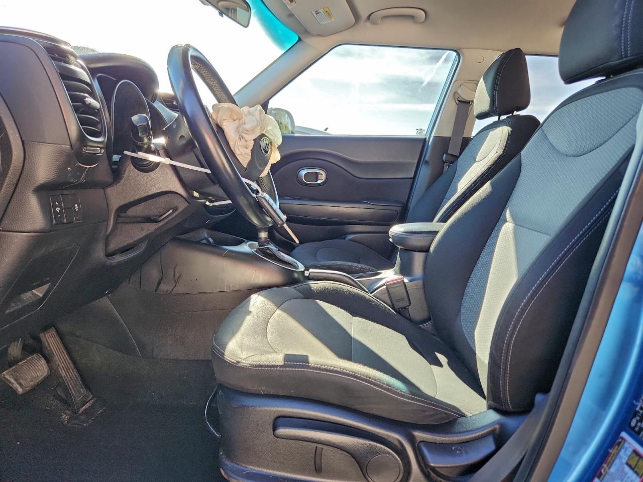 2017 KIA SOUL + photo 7