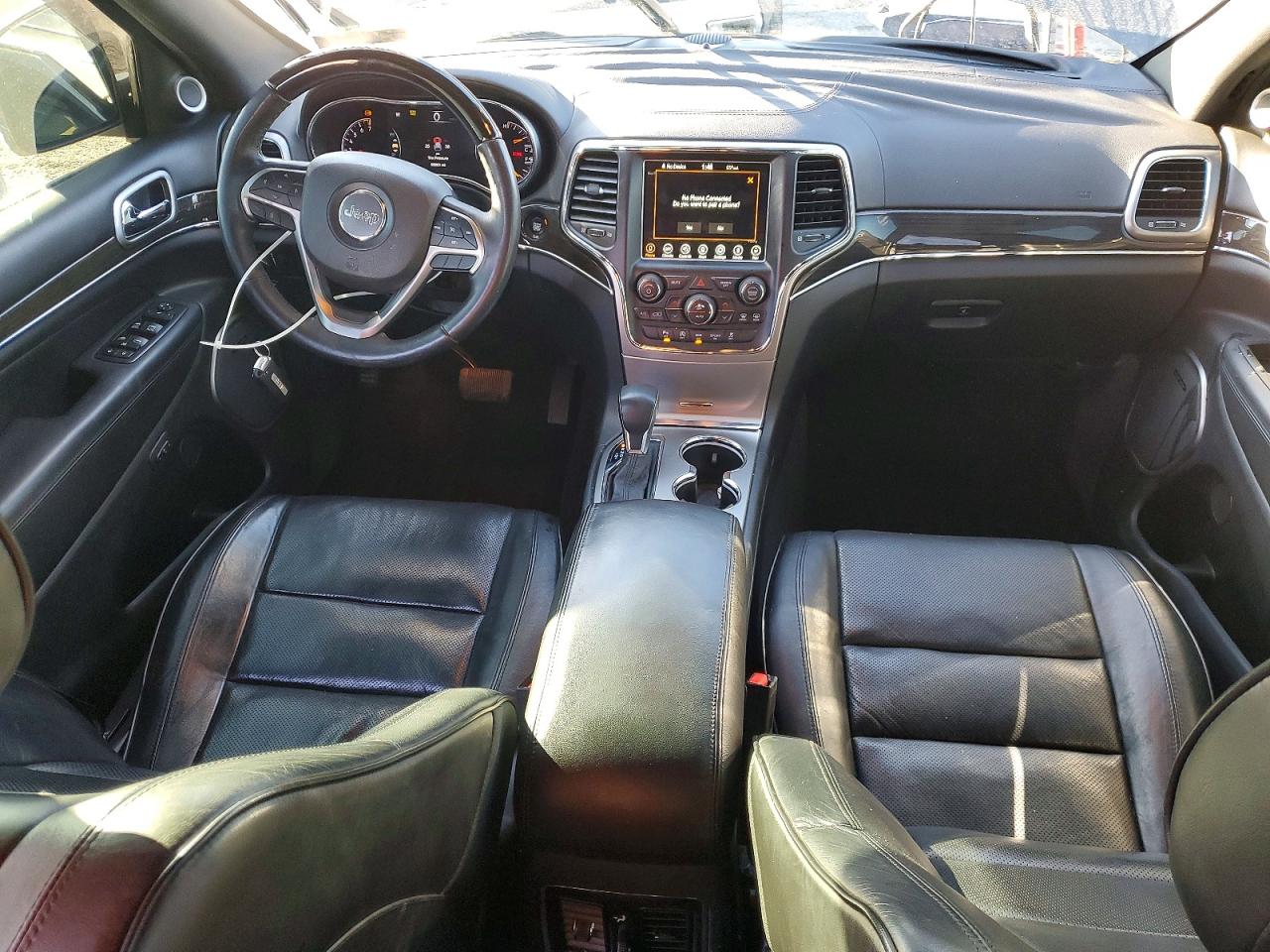 2018 JEEP GRAND CHEROKEE OVERLAND photo 8
