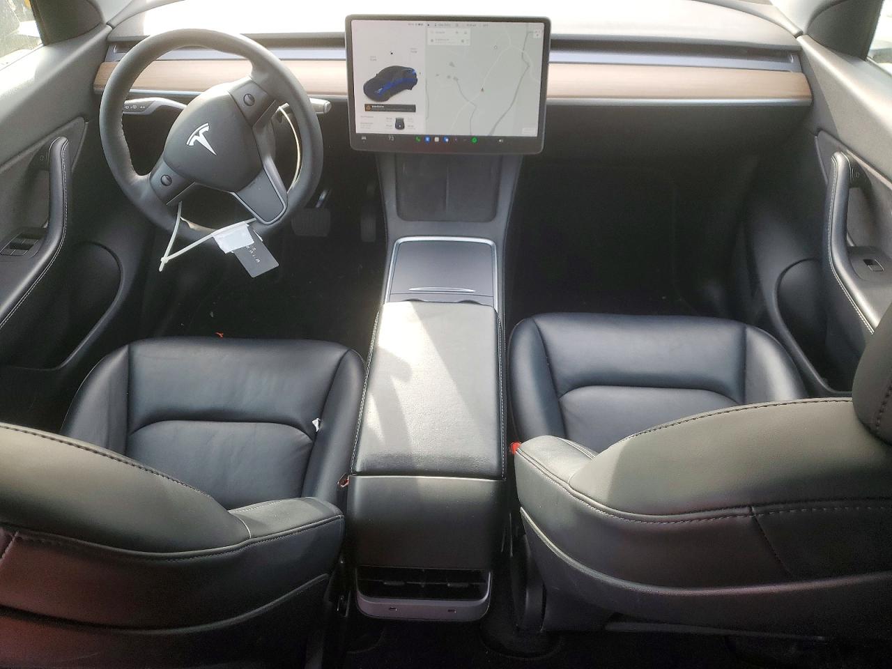 2021 TESLA MODEL Y photo 8
