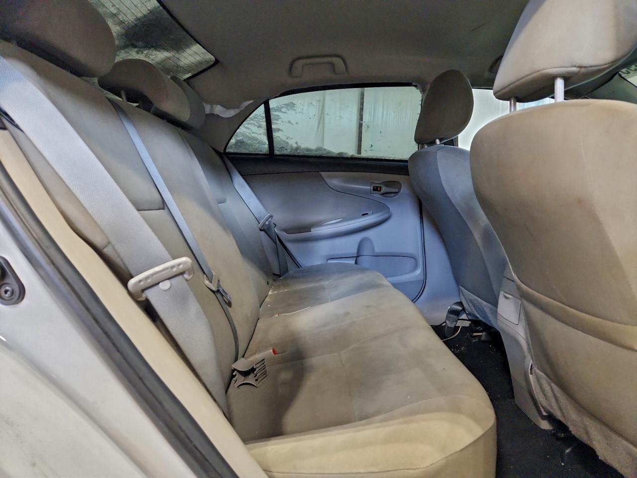 2012 TOYOTA COROLLA BASE photo 28