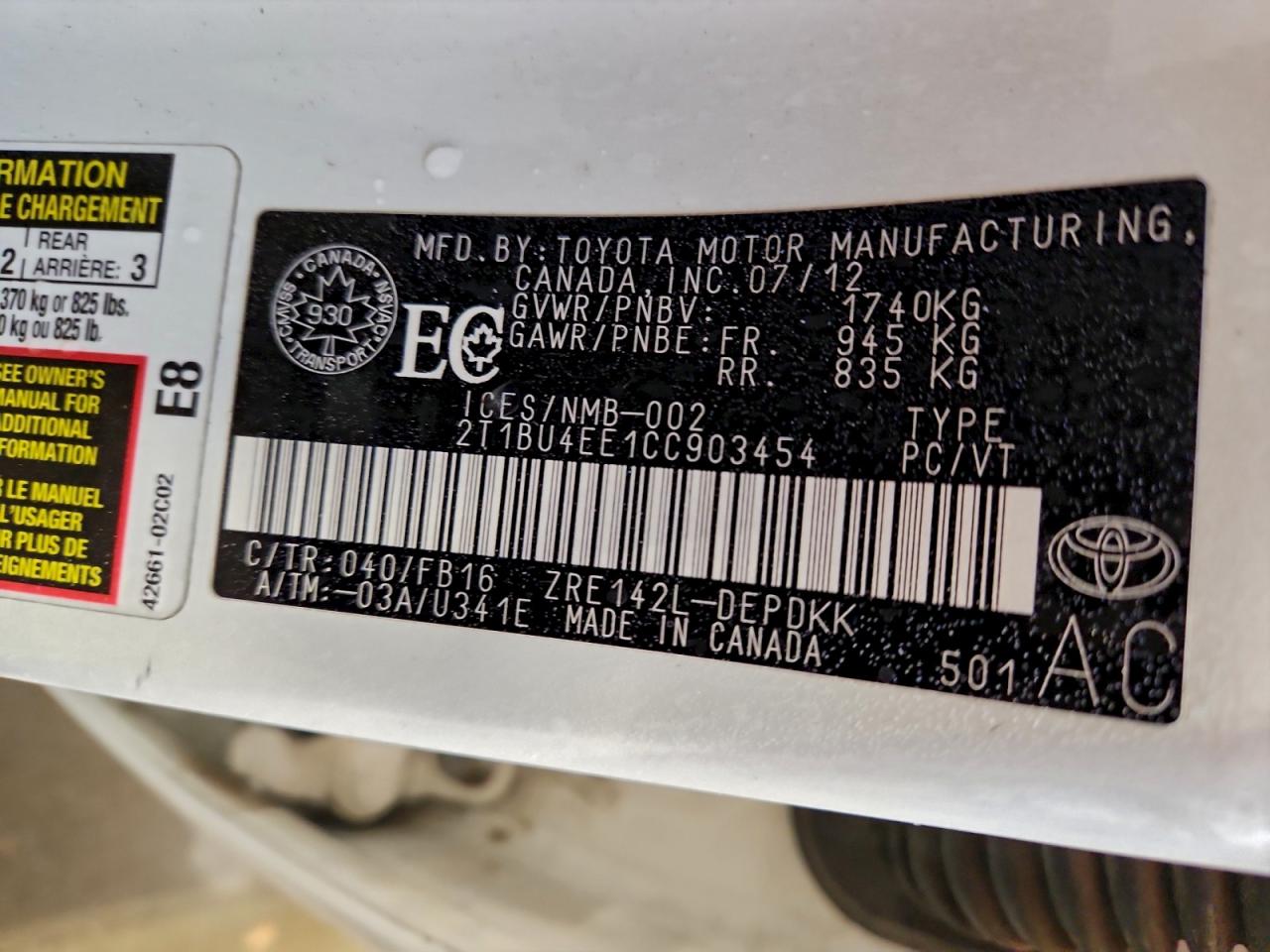 2012 TOYOTA COROLLA BASE photo 34