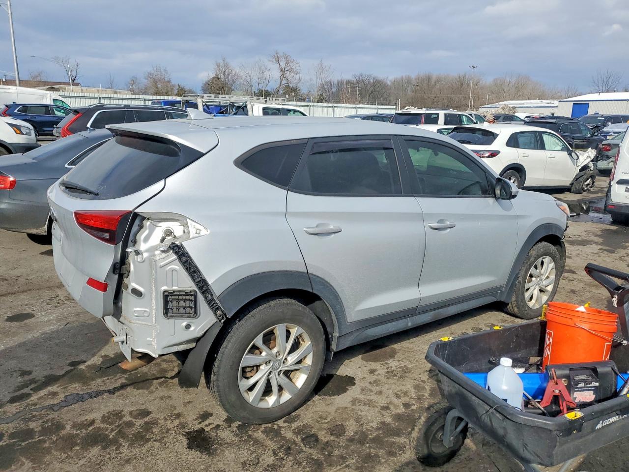2019 HYUNDAI TUCSON SE photo 3