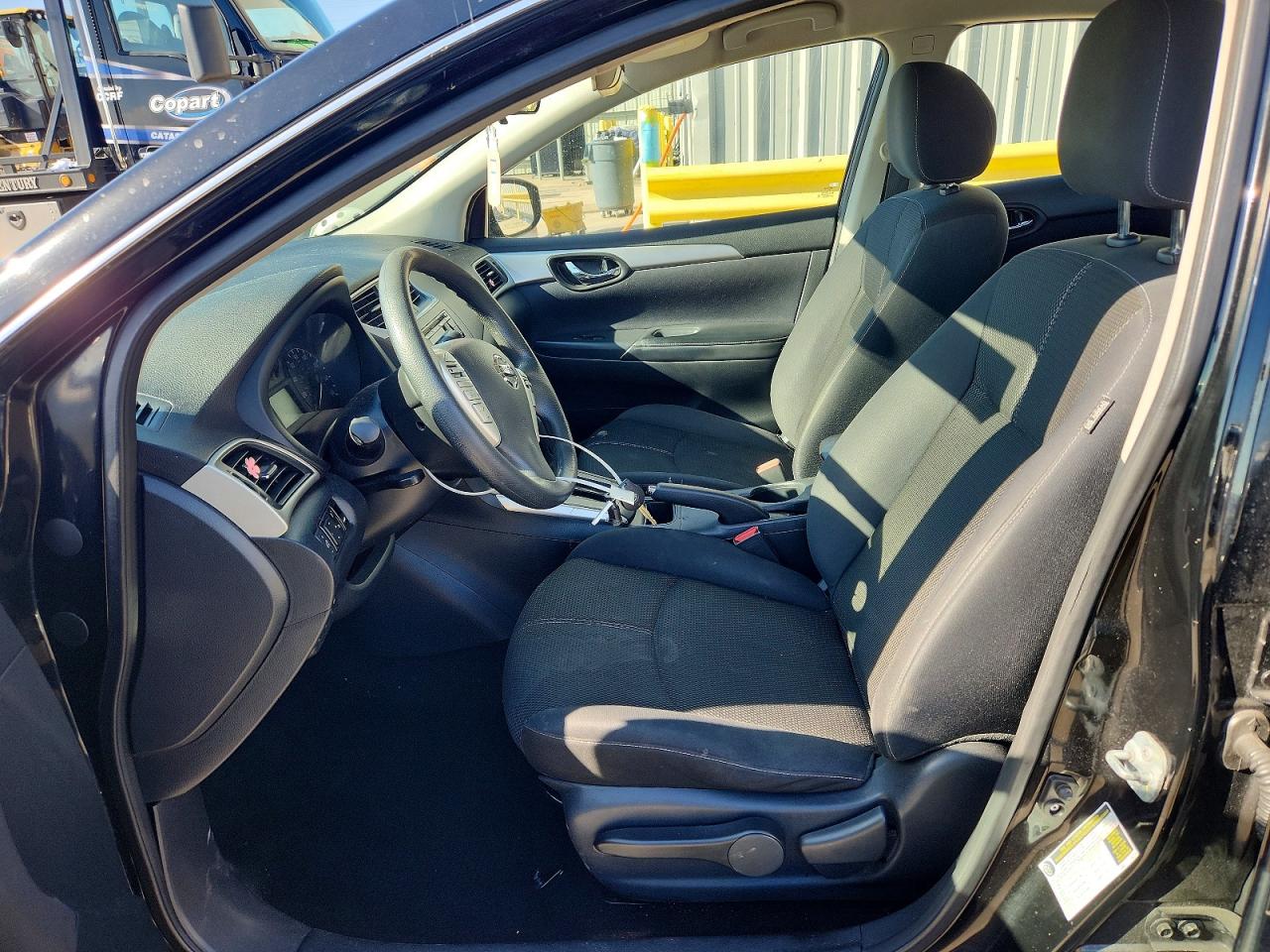 2016 NISSAN SENTRA S photo 13