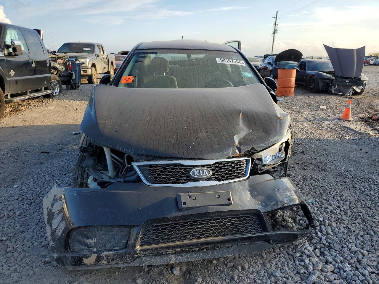 2013 KIA FORTE LX photo 5
